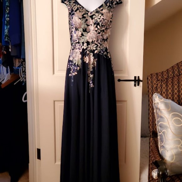 Formal Gown - Picture 1 of 6